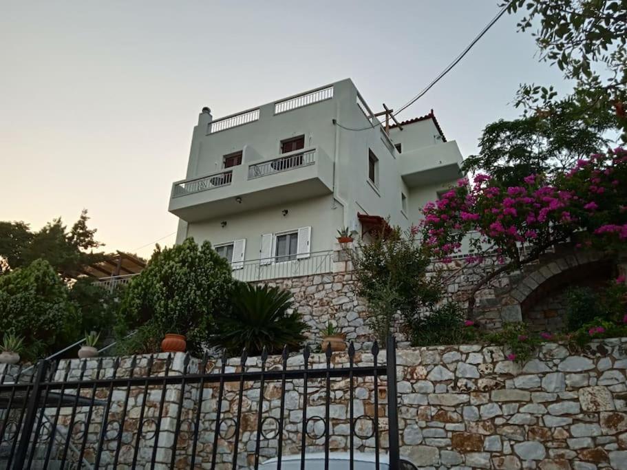 Apartmán Kamares View Ageranos Exteriér fotografie